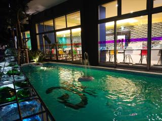 Green Rich Hotel Okinawa Nago (Artificial hot spring Futamata Yunohana) - 1