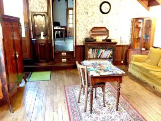 Chambres chez l'habitant et table d'hôtes Crocq "le vieil hôtel" - Crocq - 1