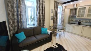 Luxurious 2 Bedroom Apartment in the Heart of Kyiv - 7