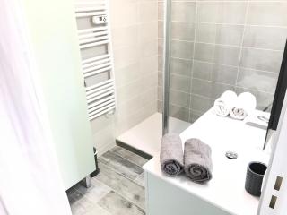 Appartement 3 pieces, refait a neuf, haut standing, piscine, mer a pieds - Antibes - 6