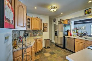 Pet-Friendly Oasis w/ Deck & Fire Pit in Bokeelia! - 5