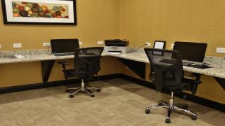 Holiday Inn Express and Suites Montgomery by IHG - Montgomery - 8