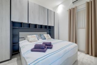 Stylish 1BR Apartment steps to the Promenade - Sliema - 4
