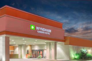Wyndham Garden Oklahoma City Resort & Conference Hotel Near Airport, Fairgrounds Paycom & I40 - Oklahoma City - 1