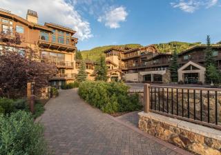 Manor Vail Lodge - 1