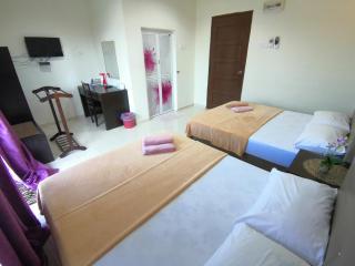 Huda Inn - Pantai Cenang - 7
