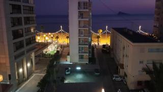 DISPONIBLE mes ABRIL -Apt Marblaw- 1ª Linea- Aire Acondic -2hab 2bñ, Parking opcionable extra - Benidorm - 9