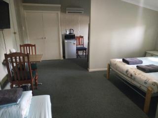 Ithaca 1896 Manor - Busselton - 6