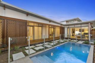 Beachfront Eclipse with Pool - Casuarina - 8
