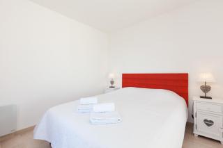 High-Standard 2-Bedroom Apartment with Sea View and Large Terrace - 2