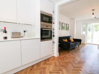 2A The Mews - Havant - 2
