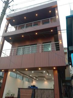 Woodland Lodge and Restaurant - Guwahati - 0
