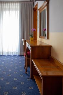 Hotel Ristorante Centrale - Rovere Veronese - 7