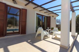 Cozy villa Nina with private pool near Pula, 2km from the beach - Šišan - 1