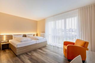 Hotel Goll Pforzheim-Niefern - Niefern-Öschelbronn - 1