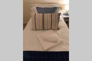 Stunning Barn private hot tub Malvern & Worcester Sleeps 6 - 3