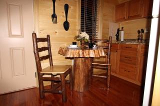 Sweet Romance - Gatlinburg - 4