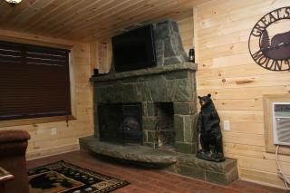Cupid's Cabin - Gatlinburg - 4