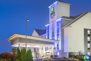 Holiday Inn Express Hotel & Suites Louisville East by IHG - Louisville - 0