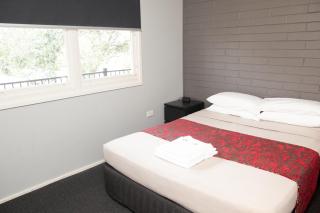 Royal Hotel Singleton - 1