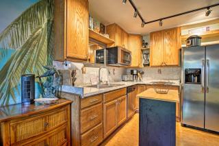 Great Location Downtown Kailua Kona, Beach and Pool - 2