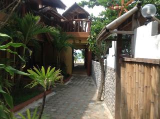 Ruan Mai Naiyang Beach Resort - 8