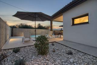 Charming villa Sissano with private pool near Pula - Šišan - 5