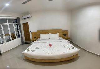 Dhonveli Inn, Bandidhoo - Meedhoo - 4