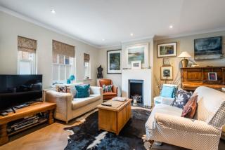 Charming Chiswick Home near Ravenscourt Park by UndertheDoormat - Londra - 0