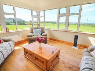 Sea View Hideaway - 2