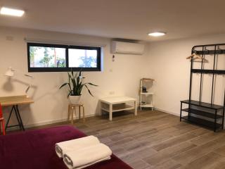 Hassan Guesthouse - 8