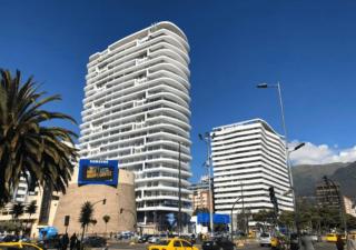 ONE Luxury Views Suite Terrace La Carolina Park Heated Pool & Jacuzzi - 8