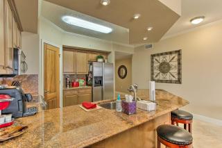 Ornate Resort Condo with Balcony, Pool, Water Views! - Pensacola - 2