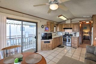 Steps to Beach Lake Havasu City Home with Grill! - 9