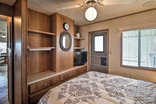 Steps to Beach Lake Havasu City Home with Grill! - 5