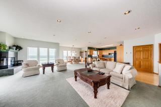 The Cliff House - Cloverdale - 8