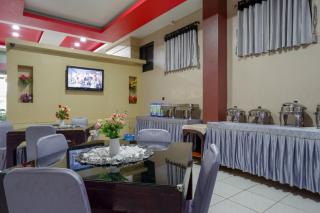 RedDoorz Syariah @ Hotel Wisma Indonesia Kendari - Kendari - 6