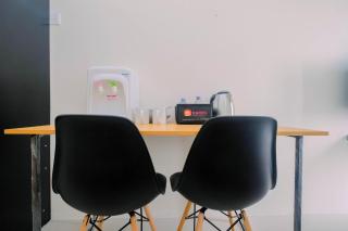 Minimalist Studio Room Bogorienze Resort near The Jungle By Travelio - 8