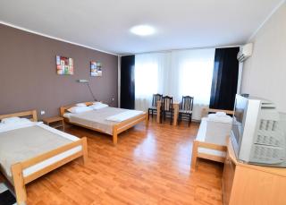 Hostel Milkaza - Novi Sad - 8
