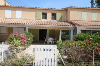 Jolie maison de vacances climatisée, WIFI, 2 chambres terrasse parking privatif plein sud dans résidence sécurisée avec piscine commune 800 m de la mer LRCS138 - Portiragnes - 9
