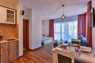 Luna Apartmani - Sutomore - 5