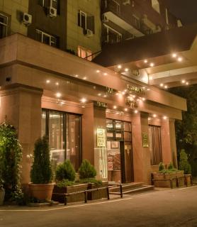Hotel Uyut Almaty - Almaty - 0