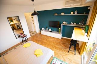 Victoria Avenue Studio - 1