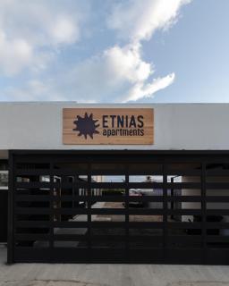 Etnias Apartments - 4