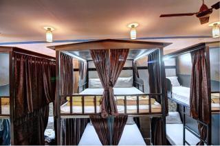 Sunshine Backpackers, Airport - Mumbai - 7