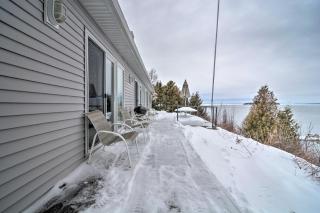 Lakefront De Tour Village Home with Deck and Fire Pit! - Drummond - 9