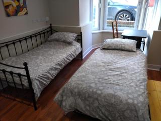 8A Kenilworth Road - 8