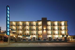 Aquarius Oceanfront Inn - 3