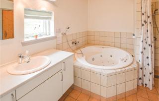 Pet Friendly Home In Faaborg With Sauna - Faaborg - 1