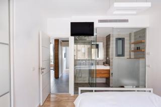 Nordau BLVD 2 Bedrooms - 7